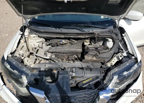 2017 Nissan Rogue S z USA, uszkodzony, nr VIN JN8AT2MT5HW141087